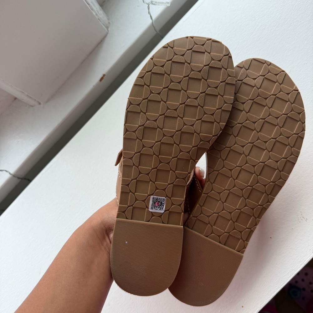 NEW WITHOUT BOX LARROUDE MARY KATE FLAT SANDAL IN CARAMEL LEATHER - Picture 4 of 5